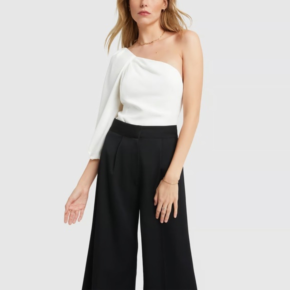 G. Label by Goop Celina One-Shoulder Puff Sleeve Top in Ivory - Picture 2 of 14